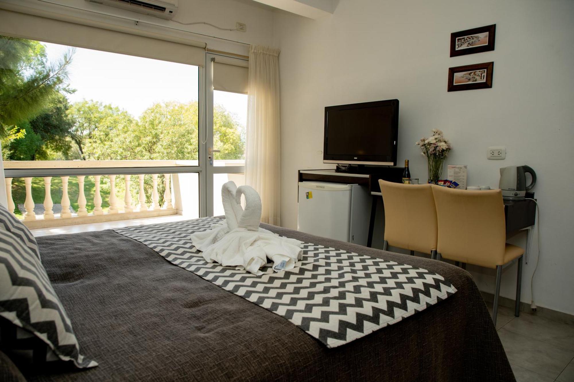 Villa La Font Apart Hotel & Spa Villa Carlos Paz Exteriör bild