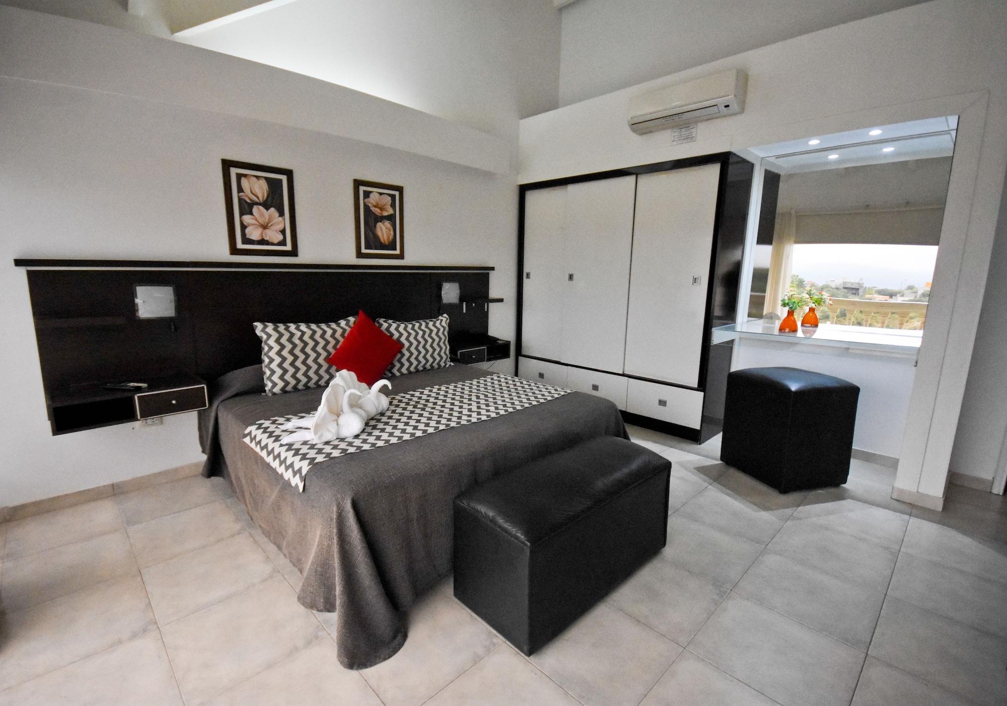 Villa La Font Apart Hotel & Spa Villa Carlos Paz Exteriör bild