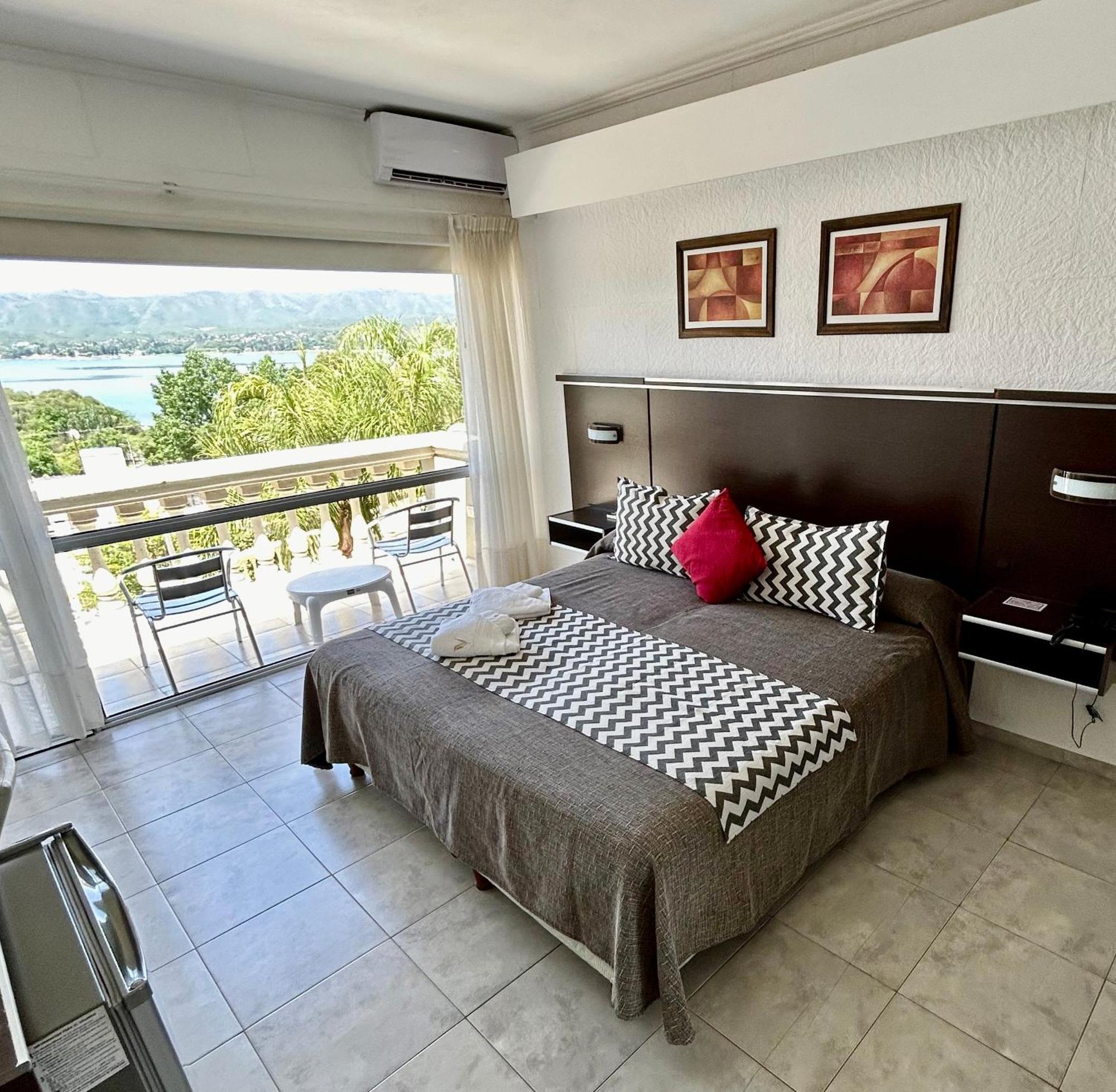 Villa La Font Apart Hotel & Spa Villa Carlos Paz Exteriör bild
