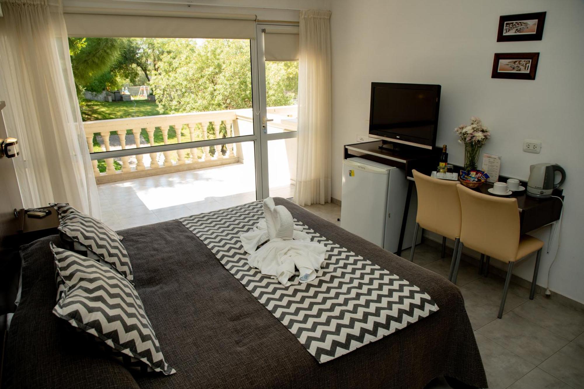 Villa La Font Apart Hotel & Spa Villa Carlos Paz Exteriör bild